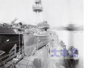 露戦艦アリョール（石見）の被害状況、タンブル・ホームに注意