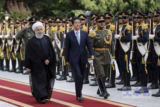 イランを訪問した安倍晋三首相